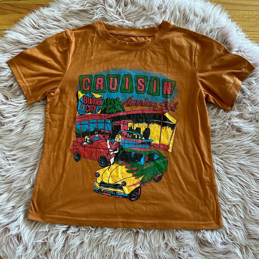 medium sized graphic tee
